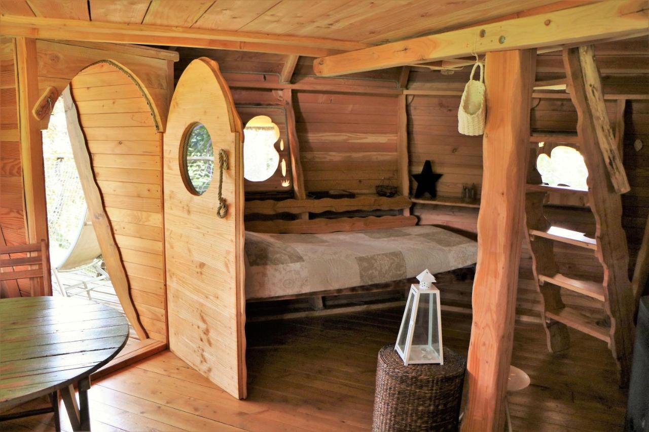 Cabane Perchee Dans Les Arbres Saint-Hilaire-en-Morvan المظهر الخارجي الصورة