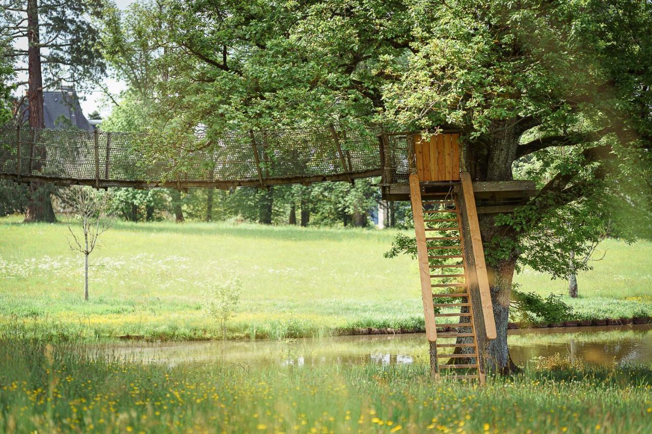 Cabane Perchee Dans Les Arbres Saint-Hilaire-en-Morvan المظهر الخارجي الصورة