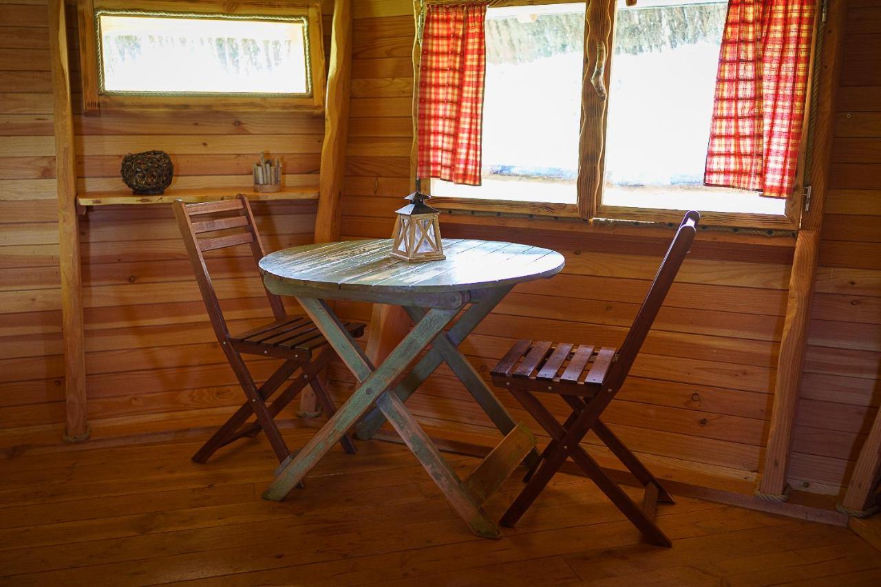 Cabane Perchee Dans Les Arbres Saint-Hilaire-en-Morvan المظهر الخارجي الصورة