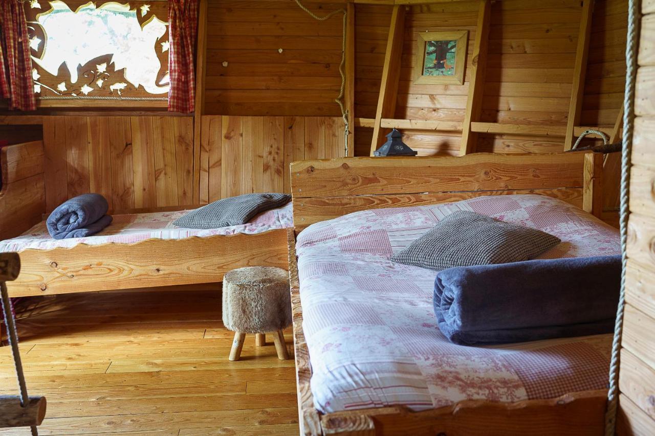 Cabane Perchee Dans Les Arbres Saint-Hilaire-en-Morvan المظهر الخارجي الصورة