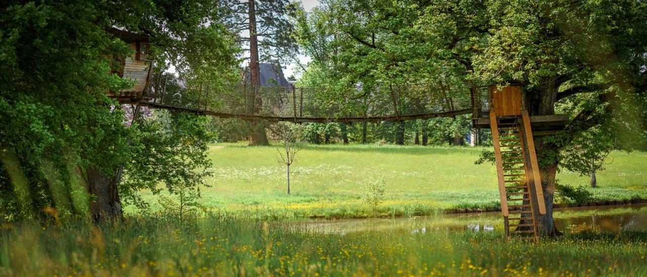 Cabane Perchee Dans Les Arbres Saint-Hilaire-en-Morvan المظهر الخارجي الصورة