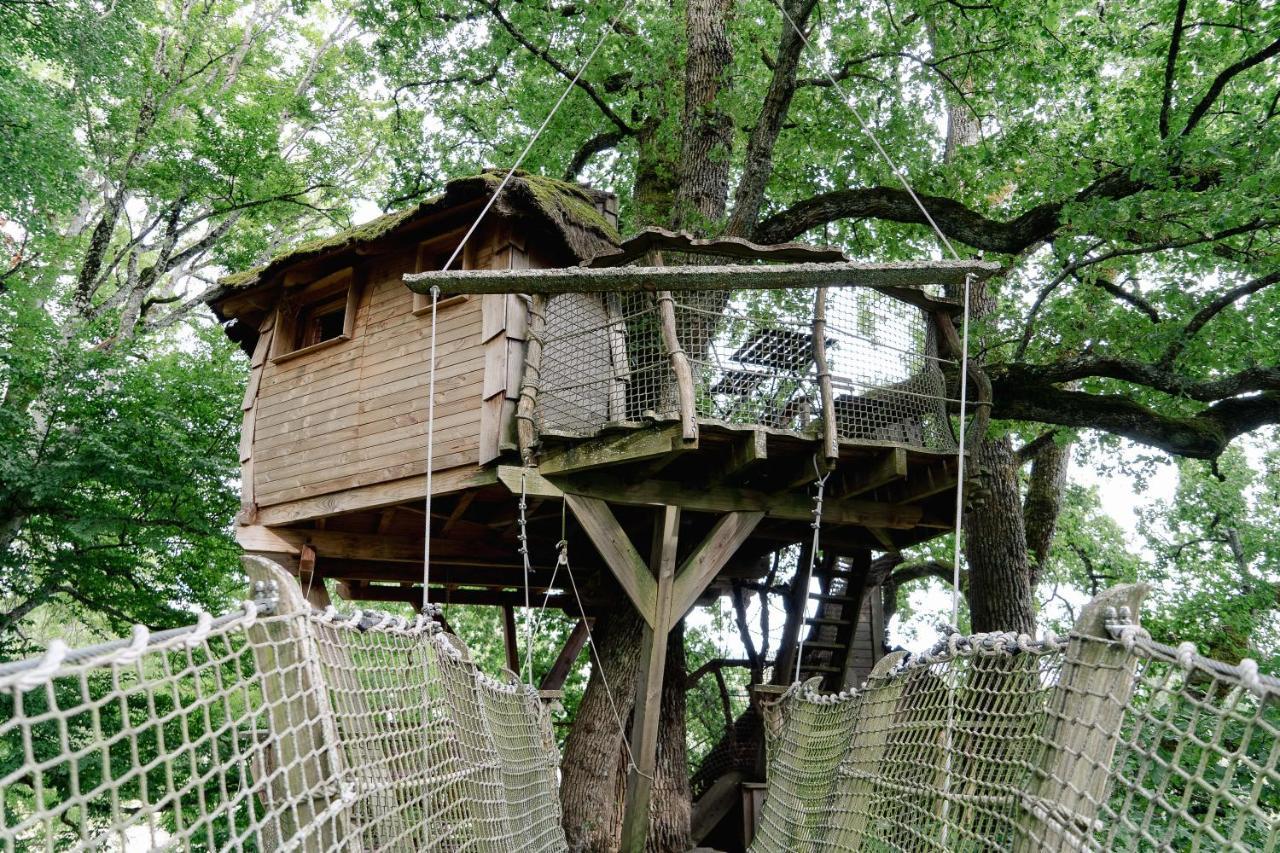 Cabane Perchee Dans Les Arbres Saint-Hilaire-en-Morvan المظهر الخارجي الصورة