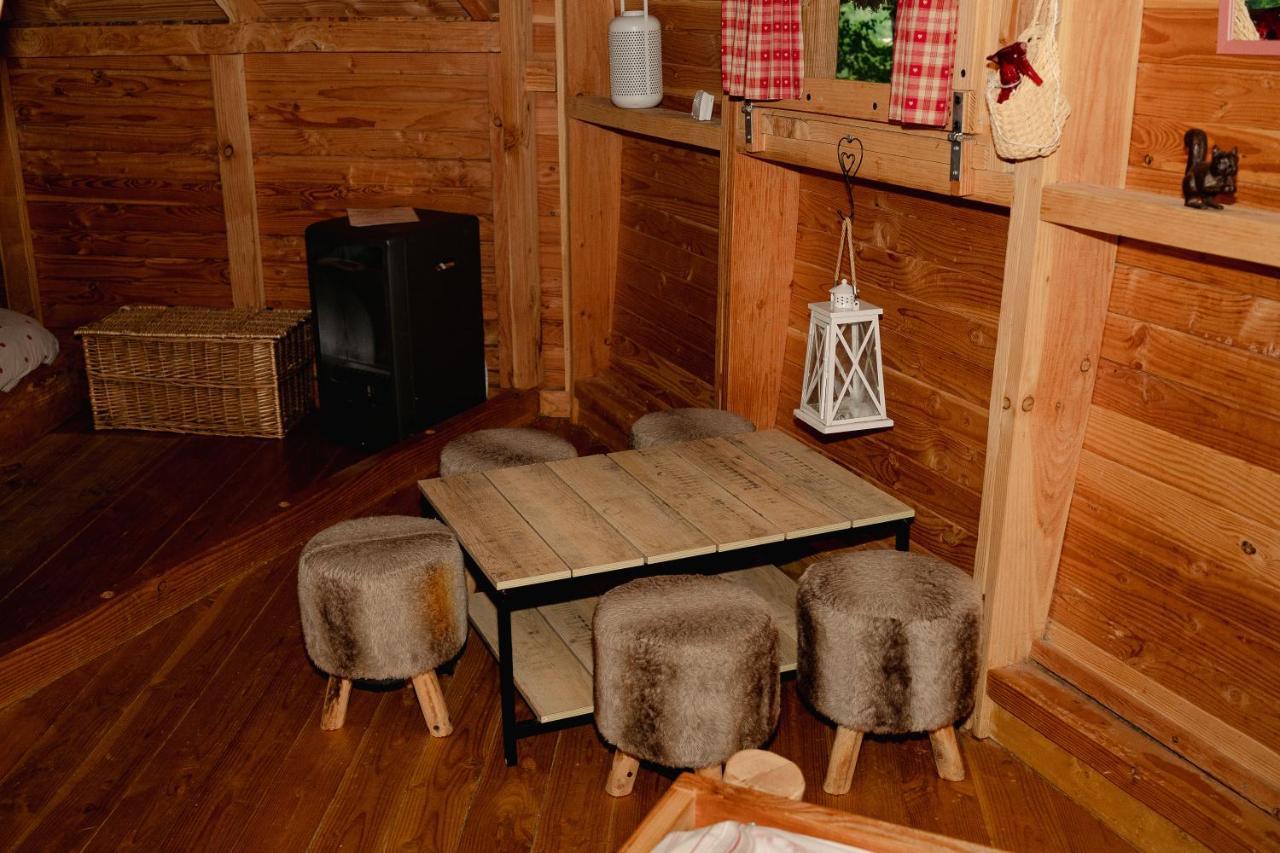 Cabane Perchee Dans Les Arbres Saint-Hilaire-en-Morvan المظهر الخارجي الصورة